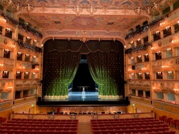 Der Bühnensaal der Oper von Venedig (La Fenice), 2020