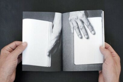 Emil Salto, One Hand, and the Other, 2014, Osla/Kopenhagen, Cornerkiosk Press, 26 Seiten, 18,6 x 14,2 cm