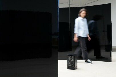 Alicja Kwade, Der Tag ohne Gestern (Dimension 1-11), 2009, Lehmbruck Museum